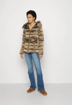 Anna Field Giacca InvernaleBeige Donna Giacche E Blazer AN621U024-B11 -Anna Field Negozio 939ffc2544c648518eb4aad4e5e4cb14