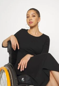 Anna Field Vestito Di MaglinaBlack Donna Vestiti AN621C1TI-Q11 17 Anna Field Vestito Di MaglinaBlack Donna Vestiti AN621C1TI-Q11 -Anna Field Negozio 97ecceef0a264e89ab36ad09f1e337ca